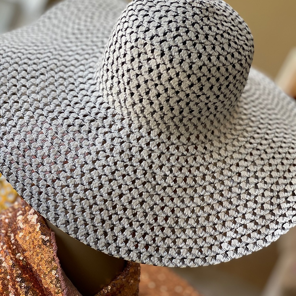 Sun hat - Picture 4 of 5